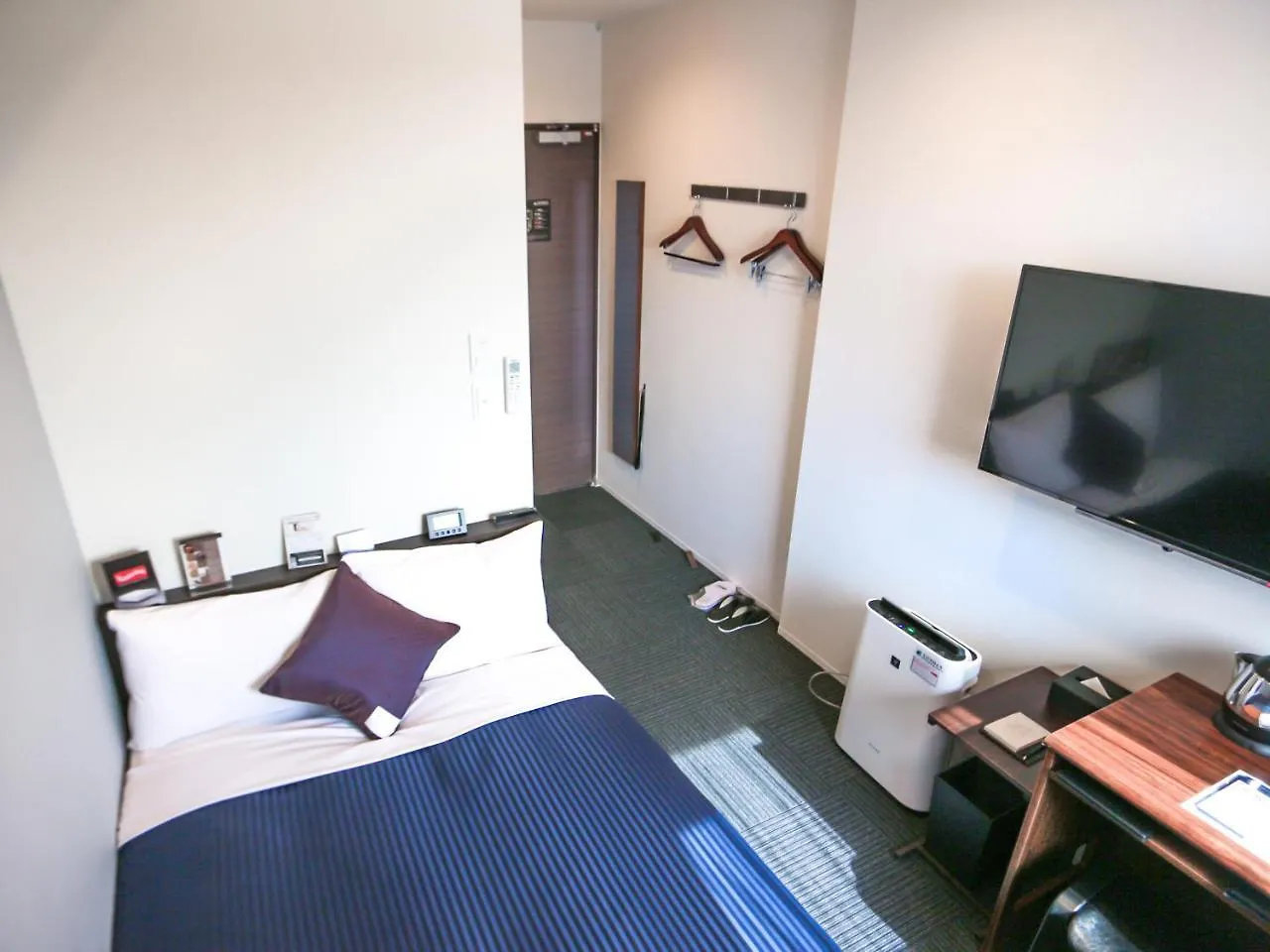 Hotel Livemax Tokyo Ayase-Ekimae 2*,